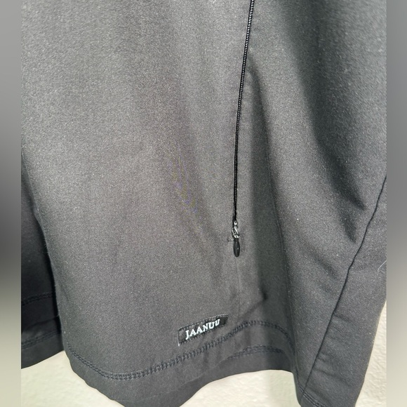 Jaanuu black Top Two Zippered Pocket Scrub Top women’s size 2x - Picture 3 of 7
